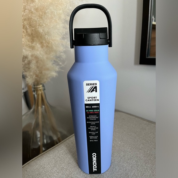 Corkcicle Water Bottle 20oz - Picture 1 of 6